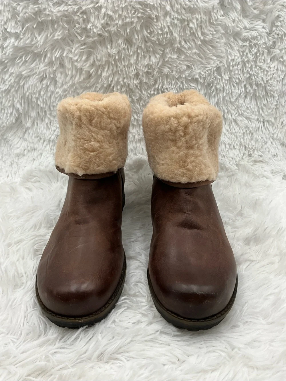 Tara M Boots Size 9 Brown Fold-Over or Worn Up Faux Fur Ankle Boots